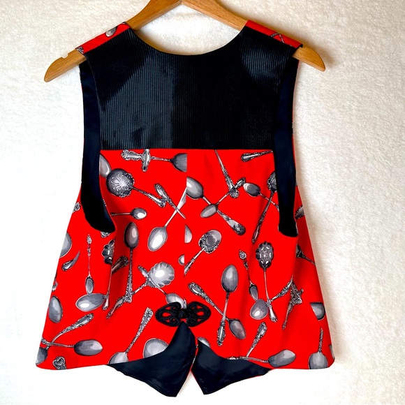 Max & Mabel Vtg Kimono tapestry 100% Silk red spoon pattern Vest Medium - Picture 7 of 8